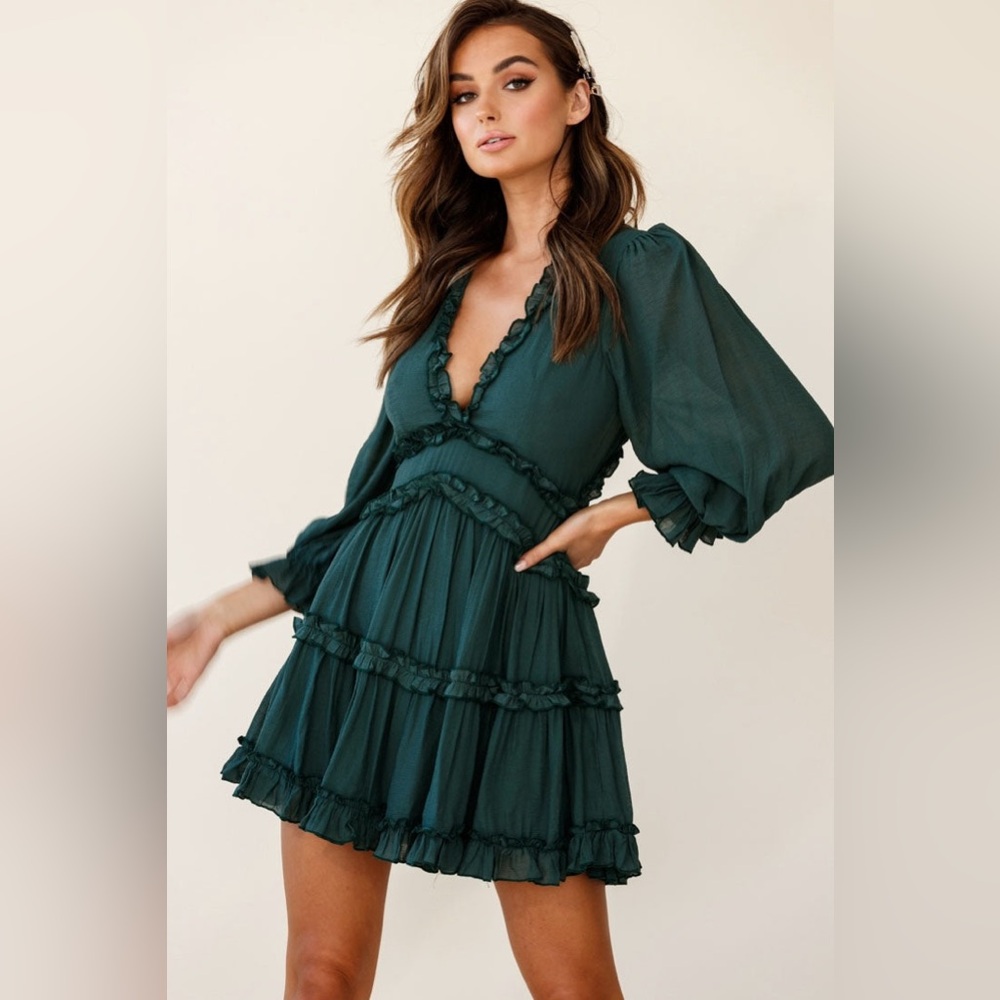 SELFIE LESLIE LANEY CUTOUT BACK BALLOON SLEEVE DRESS GREEN